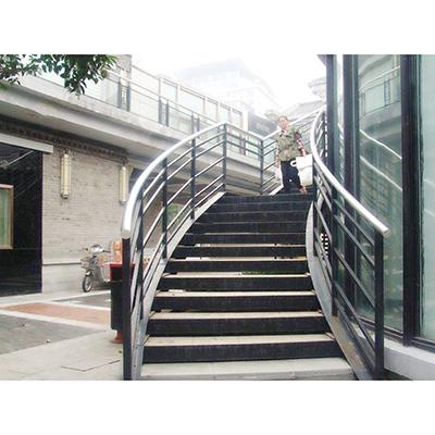 道路、橋梁不銹鋼復(fù)合管