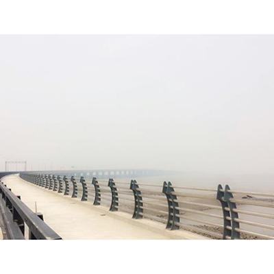 道路、橋梁不銹鋼復(fù)合管