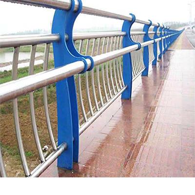 道路、橋梁不銹鋼復(fù)合管